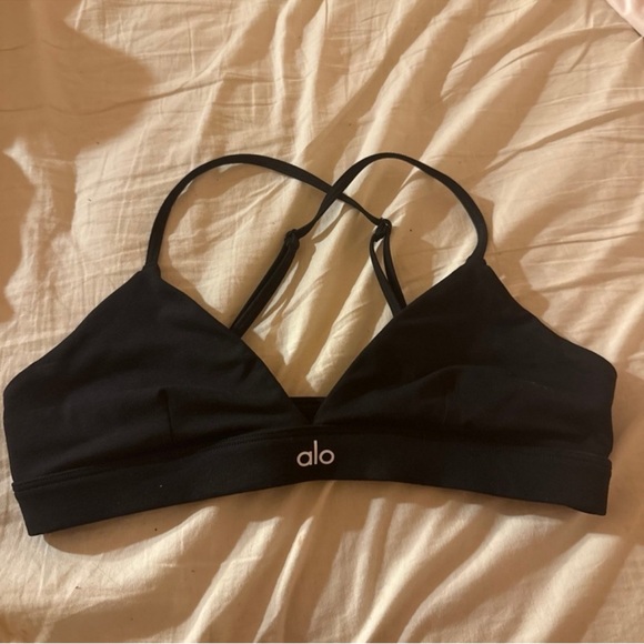 ALO Yoga Tops - ALO Yoga Classic Black Sports Bra
